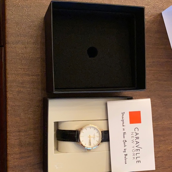 Bulova watch - Picture 4 of 6